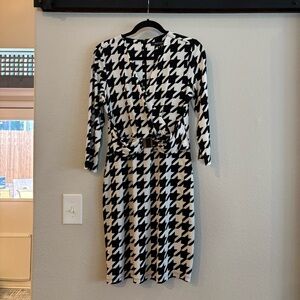 Ellen Tracy Black and White Houndstooth Long Sleeve Dress 10